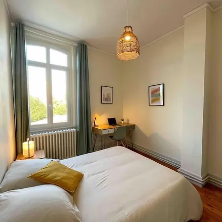 4 Ch - 10 Pers - Grande Maison - Parking - Jardin - Bbq * 아미앵