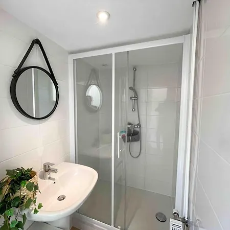 펜션 4 Ch - 10 Pers - Grande Maison - Parking - Jardin - Bbq *