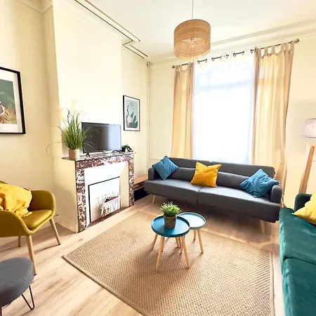 4 Ch - 10 Pers - Grande Maison - Parking - Jardin - Bbq 펜션 *