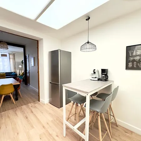 Prázdninový dům 4 Ch - 10 Pers - Grande Maison - Parking - Jardin - Bbq Amiens