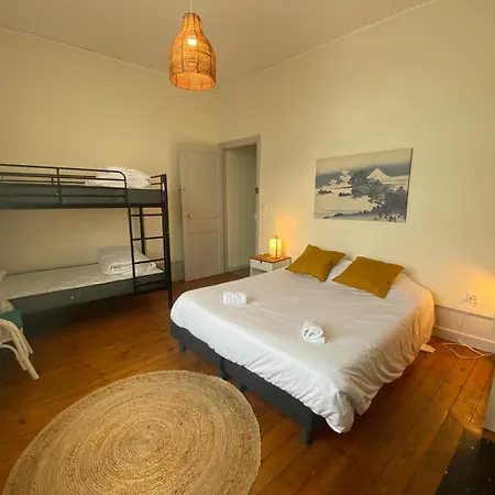 4 Ch - 10 Pers - Grande Maison - Parking - Jardin - Bbq 펜션